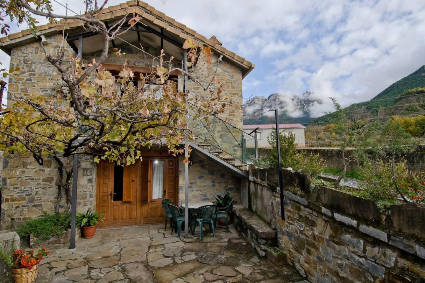 El Cajigar Ordesa Ainsa Casa Rural Laspuña Buitenkant foto