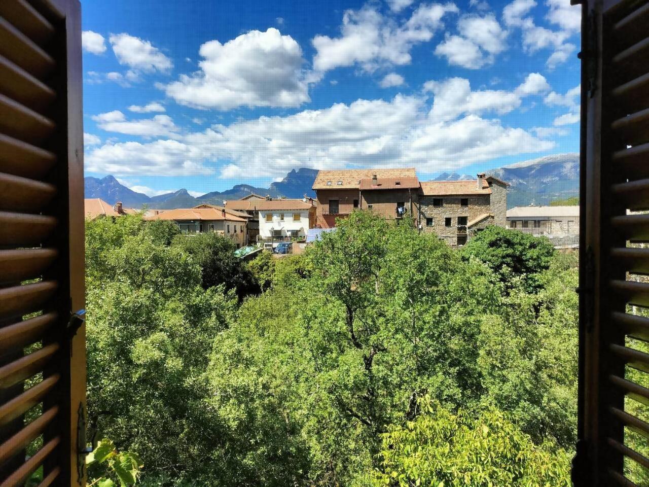 El Cajigar Ordesa Ainsa Casa Rural Laspuña Buitenkant foto